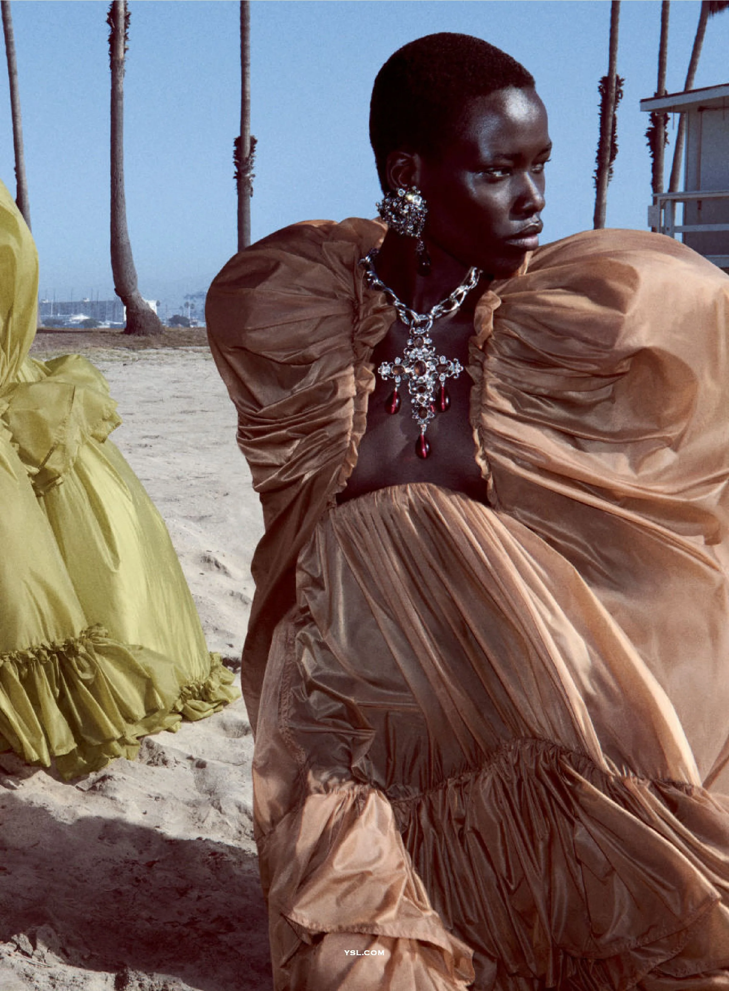 Vogue USA – May 2026 Magazine Digital - Image 2
